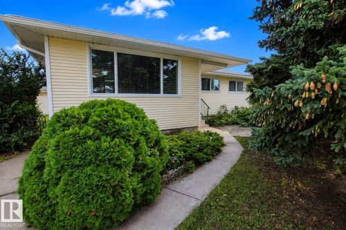 882 Knottwood Road South Nw, Edmonton, AB, T6K3C3 | Card Image
