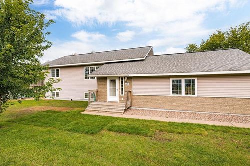 601 N Ugstad Rd, Proctor, MN, 55810-1802 | Card Image
