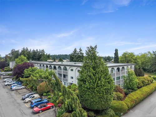 205-2040 White Birch Rd, Sidney, BC, V8L2R1 | Card Image