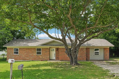 112 Gordon Dr, Azle, TX, 76020-4416 | Card Image