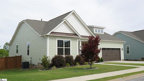 315 Glendon St, Greer, SC, 29651-1990 | Card Image