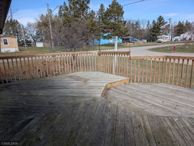 Front deck | Image 64