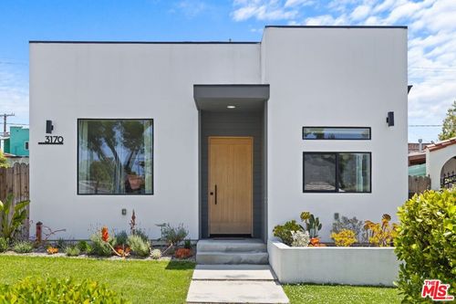 3170 Glenmanor Pl, Los Angeles, CA, 90039-1713 | Card Image