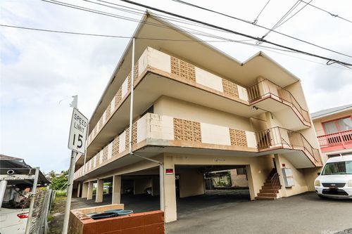 apt-201-1626 Frog Ln, Honolulu, HI, 96817-3123 | Card Image