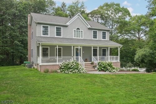 16 Barney St, Randolph, NJ, 07869-3492 | Card Image