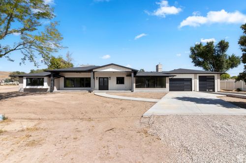 230 W Center St, Gunnison, UT, 84634-7736 | Card Image