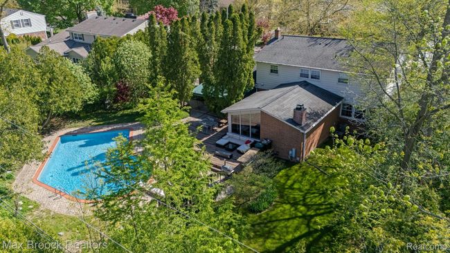 22491 N Nottingham Dr, House other with 4 bedrooms, 3 bathrooms and null parking in Beverly Hills MI | Image 33