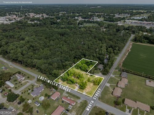 a-202A E Welch St, Sylvester, GA, 31791-2527 | Card Image