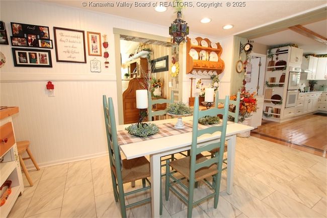 960 Grandview Rd, House other with 4 bedrooms, 3 bathrooms and null parking in Daniels WV | Image 17