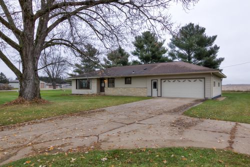 N40322 State Road 93, Independence, WI, 54747-9616 | Card Image