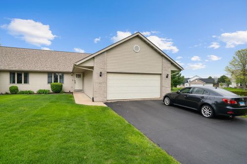 6642 Sawgrass Dr, Rockford, IL, 61114-8190 | Card Image