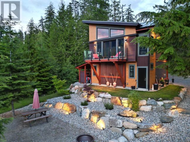 179 Kootenay Lake Rd, House other with 2 bedrooms, 2 bathrooms and 12 parking in Procter BC | Image 75