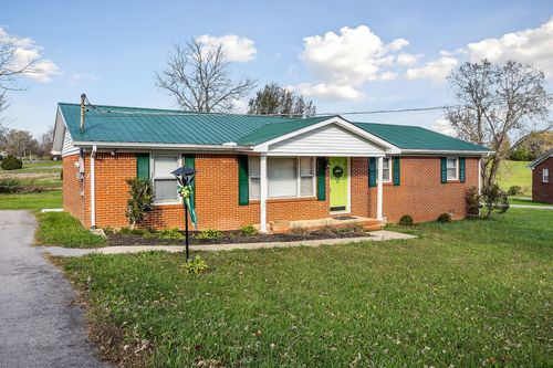 486 Circle Hill Dr, Mc Minnville, TN, 37110-6880 | Card Image