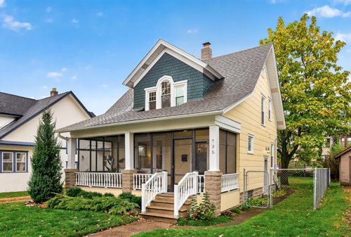 735 Curfew St, Saint Paul, MN, 55114-1046 | Card Image