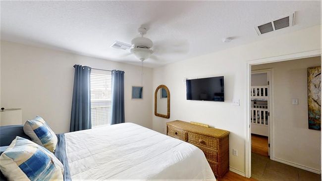 Tall king bed | Image 17