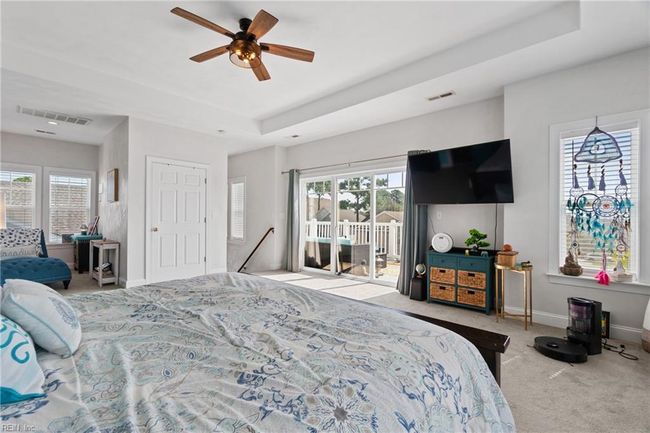 9509 14 Th Bay St, House attached with 4 bedrooms, 3 bathrooms and null parking in Norfolk VA | Image 27
