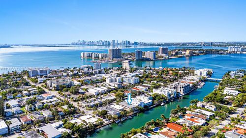 6-1925 Calais Dr, Miami Beach, FL, 33141-3551 | Card Image