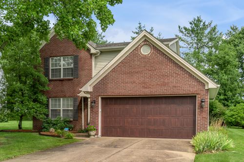 130 Carriage Ln, Midway, KY, 40347-9781 | Card Image