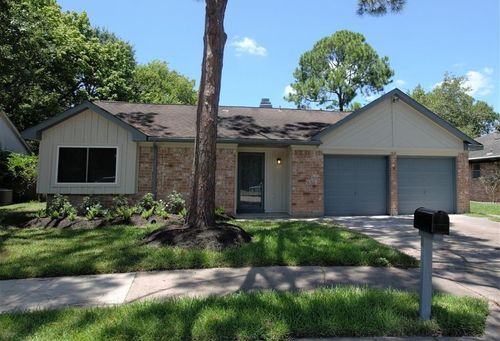 13614 Salisbury Dr, Sugar Land, TX, 77498-2432 | Card Image
