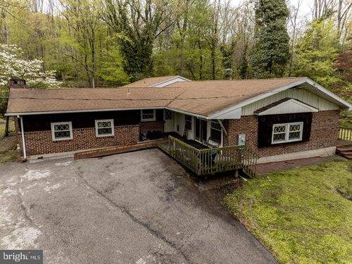 1701 Bahr Rd, POTTSTOWN, PA, 19464-2507 | Card Image