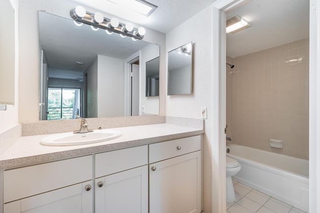 APT-319 - 2316 S Cypress Bend Dr, Condo with 2 bedrooms, 2 bathrooms and null parking in Pompano Beach FL | Image 19