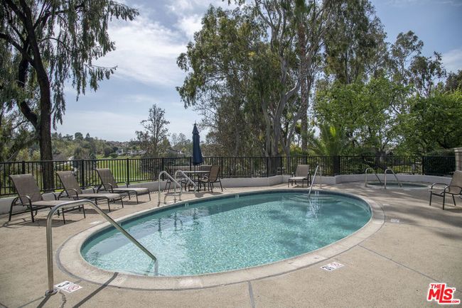 38 Sea Island Dr, Condo with 2 bedrooms, 2 bathrooms and 2 parking in Newport Beach CA | Image 22