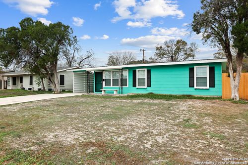 115 Harcourt Ave, San Antonio, TX, 78223-3301 | Card Image