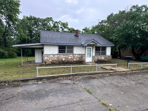 102 W South St, Flippin, AR, 72634-8116 | Card Image