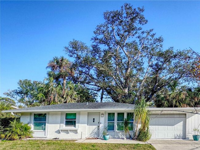 240 Pocono Trl E, House other with 2 bedrooms, 2 bathrooms and null parking in NOKOMIS FL | Image 4