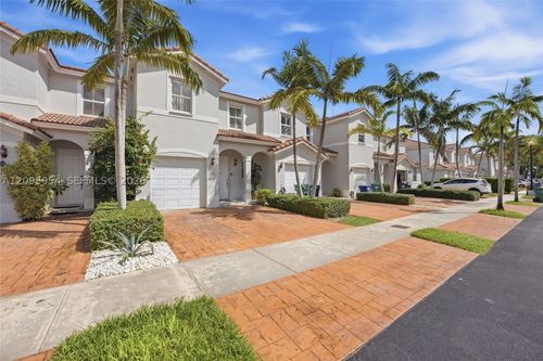 1025 Ne 207th Ter, Miami, FL, 33179-1935 | Card Image