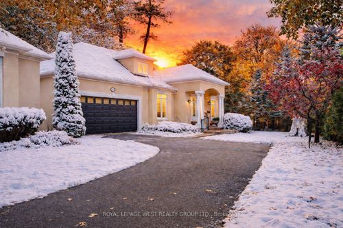 8-1205 Clarkson Rd N, Mississauga, ON, L5J2W1 | Card Image