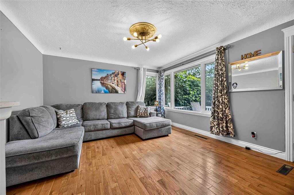 Residential in Sarnia 4