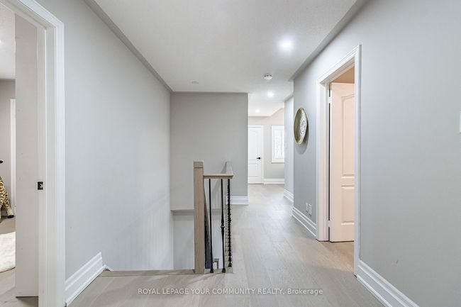 63 Regency View Hts, House other with 4 bedrooms, 4 bathrooms and 5 parking in Maple ON | Image 25