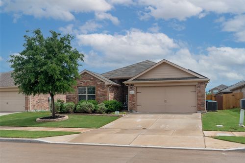 2717 Swift Creek Dr, Fort Worth, TX, 76123-2128 | Card Image