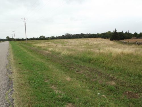 501 S Ray Roberts Parkway, Tioga, TX, 76271 | Card Image