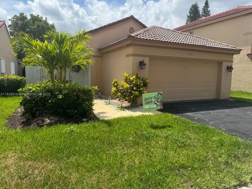 1425 Mira Vista Cir, Weston, FL, 33327-1762 | Card Image