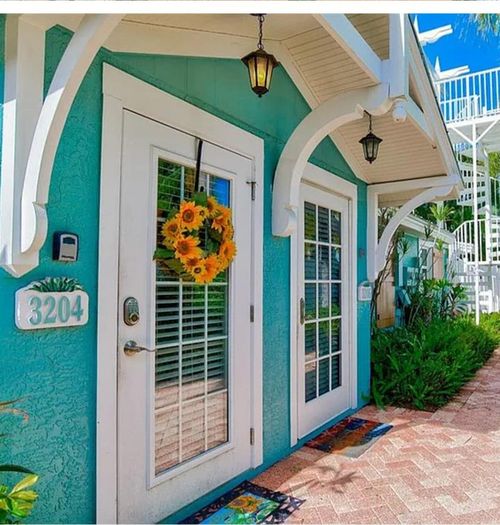 3204 6th Avenue, Holmes Beach, FL, 34217 | Card Image