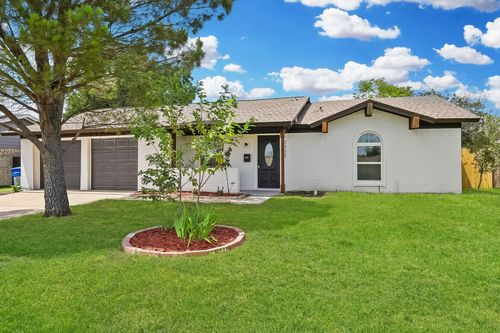 2003 Deerfield Dr, Carrollton, TX, 75007-5520 | Card Image