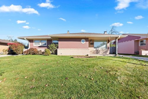 6114 N 95th Street, Milwaukee, WI, 53225 | Card Image