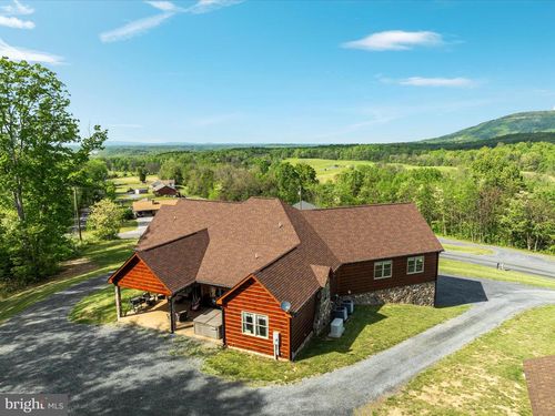 1996 Buck Mountain Rd, Bentonville, VA, 22610-2904 | Card Image