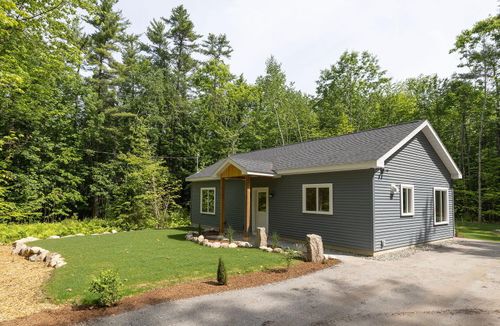 34 Hawk Mountain Rd, Waterford, ME, 04088-3921 | Card Image