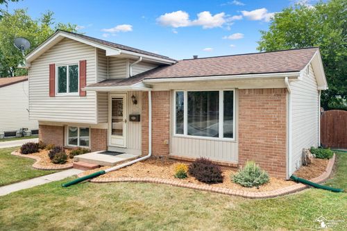 625 John Rolfe Dr, Monroe, MI, 48162-3316 | Card Image