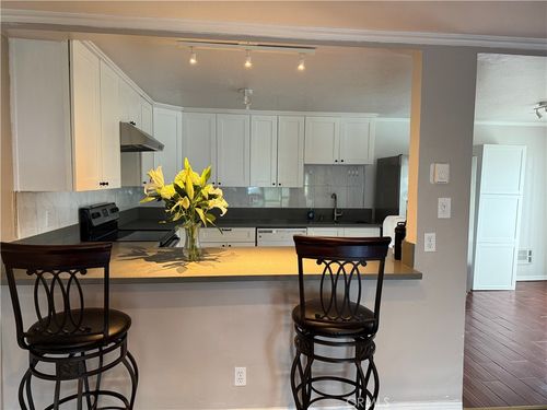 1 Cresta Verde Dr, Rolling Hills Estates, CA, 90274-5458 | Card Image
