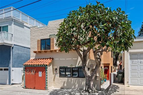 832 Cypress Ave, Hermosa Beach, CA, 90254-4234 | Card Image