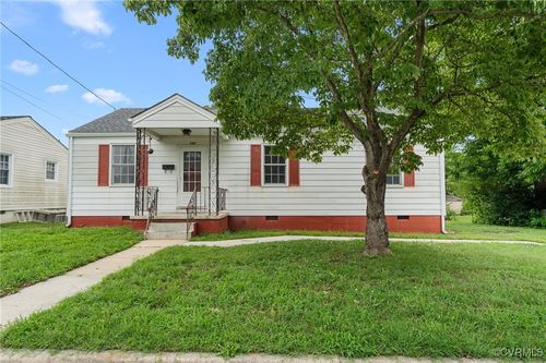 200 Hargrave Ave, Colonial Heights, VA, 23834-1326 | Card Image