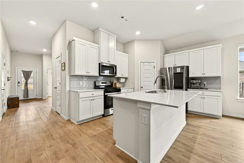 235 New York Ave, Farmington, AR, 72730-7100 | Card Image