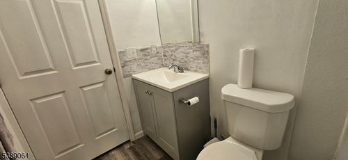 140 Fountain Ave, Trenton, NJ, 08618-3826 | Card Image