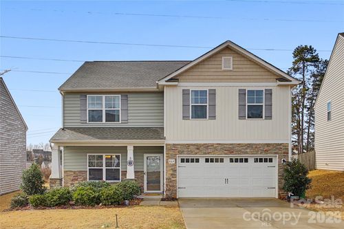 664 Cape Fear St, Fort Mill, SC, 29715-6819 | Card Image
