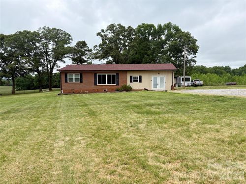120 Mitch Rd, Union Grove, NC, 28689-9241 | Card Image