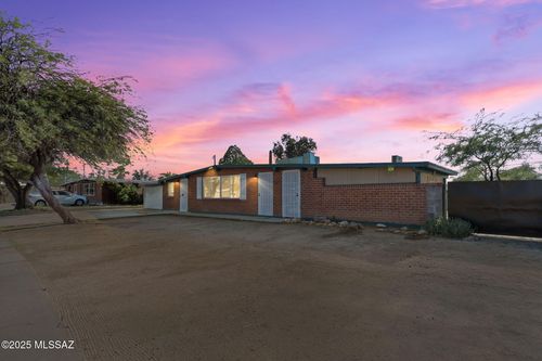 634 S Kellond Place, Tucson, AZ, 85710 | Card Image